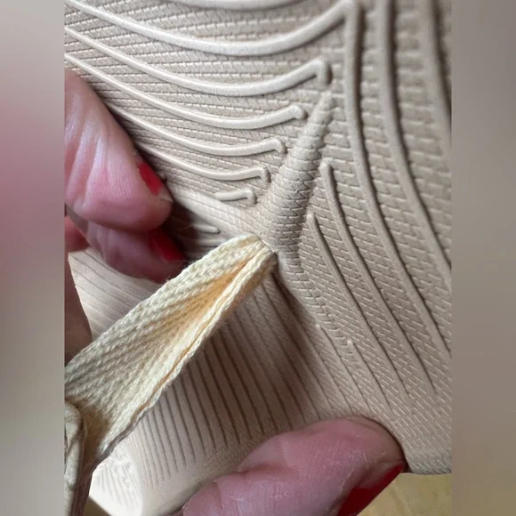 Kuailu Beige Women’s Sandals - Picture 8 of 11